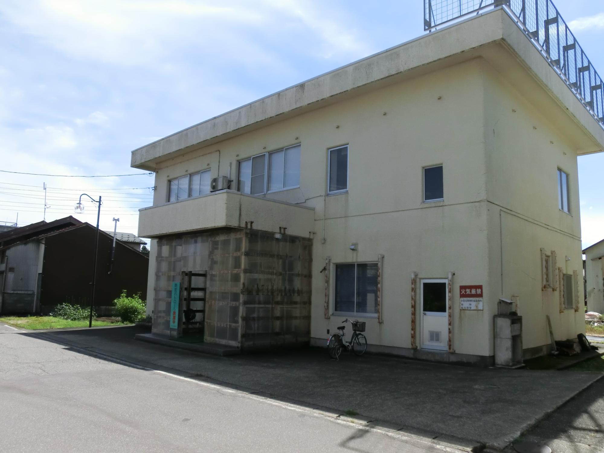 上野地区コミュニティセンター外観