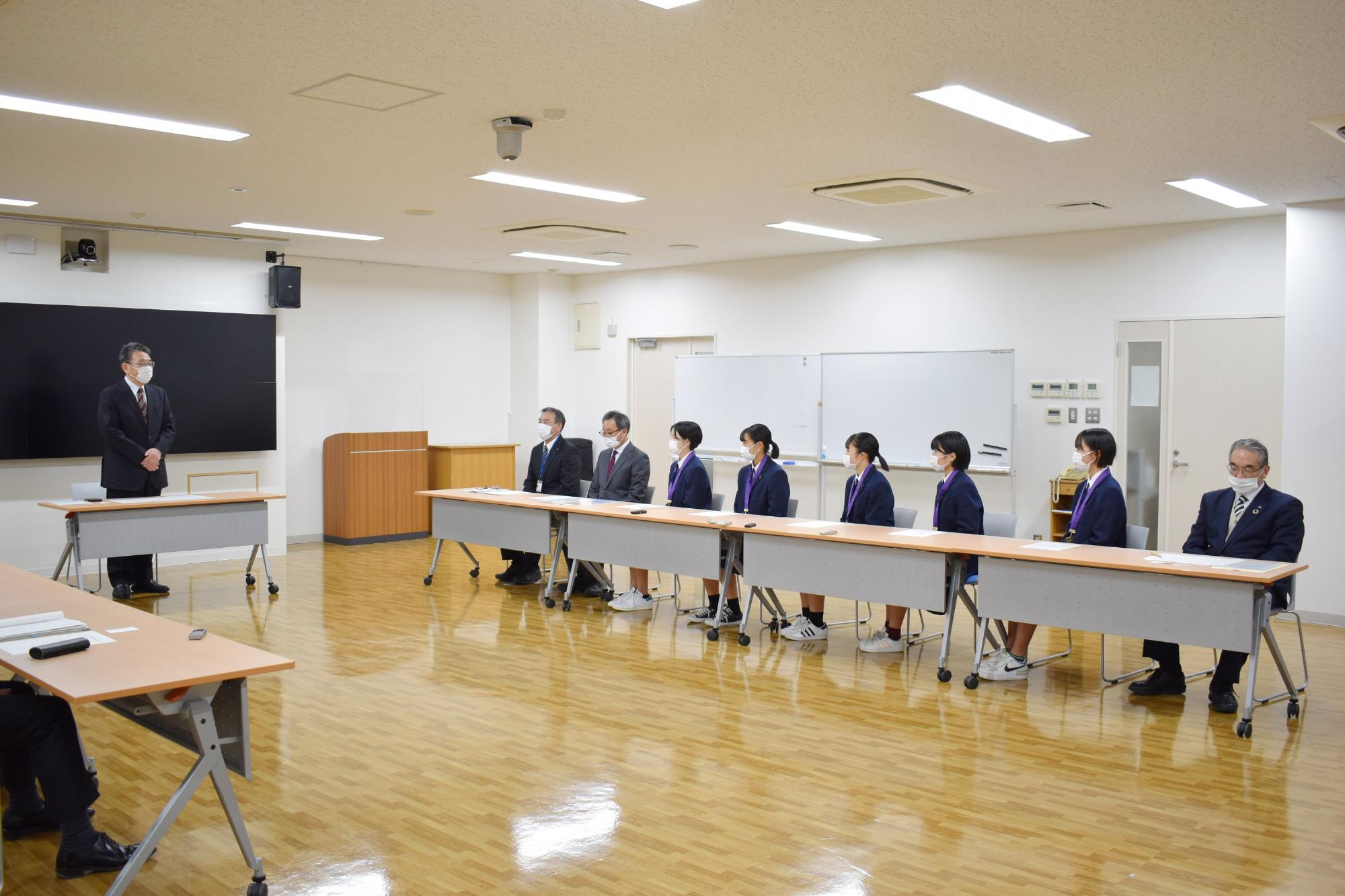 十日町高等学校陸上競技部女子チームの皆さんへお祝いと激励のあいさつ