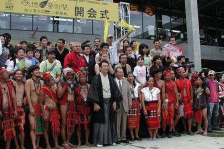 第4回大地の芸術祭開会式の様子