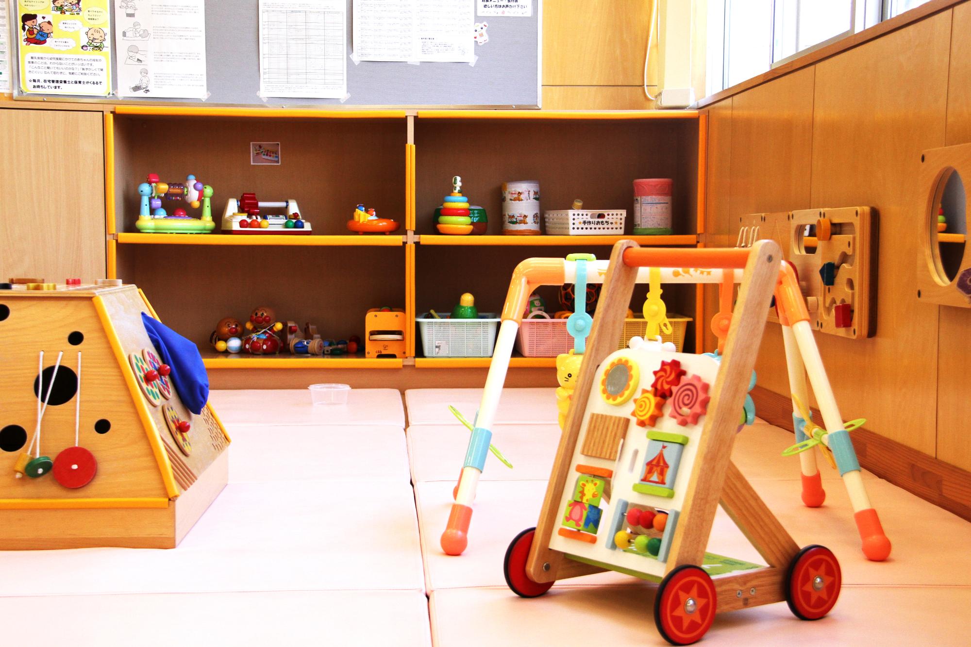 子育て支援センターくるるの室内の様子3