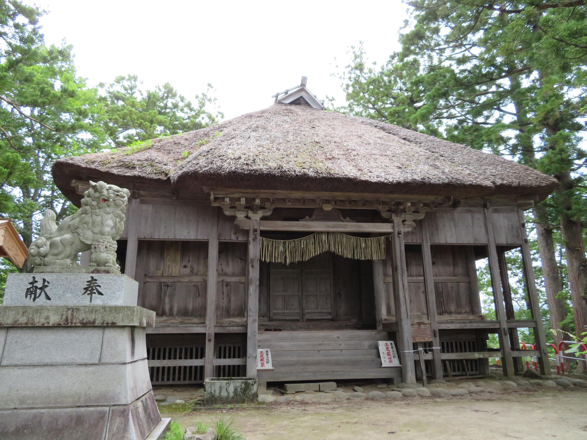 16_松苧神社本殿