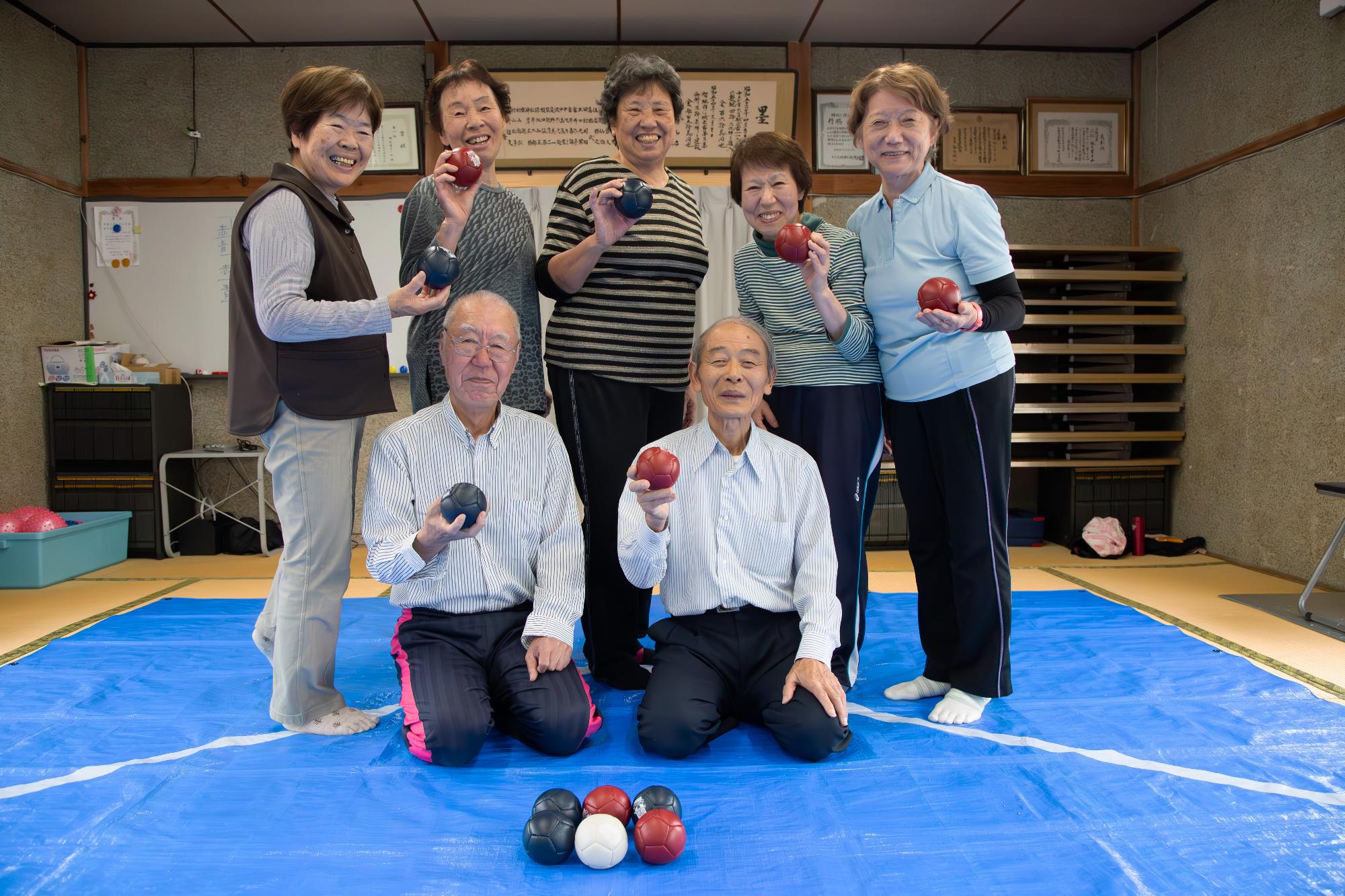 城之古楽笑会の集合写真