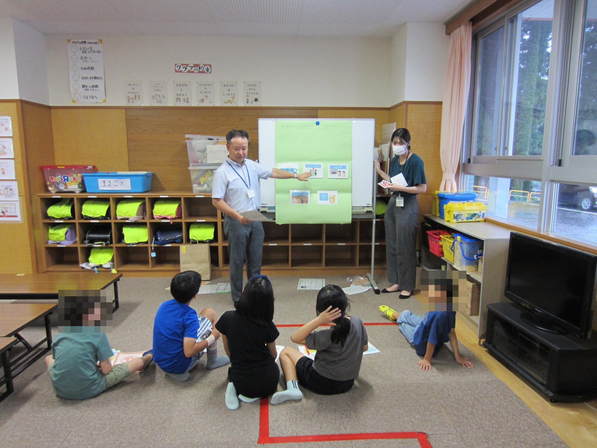 どうしてそこが好きなのかや、困っていることなどを聞いています