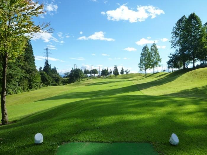 緑が豊かなファミリーゴルフ場の写真