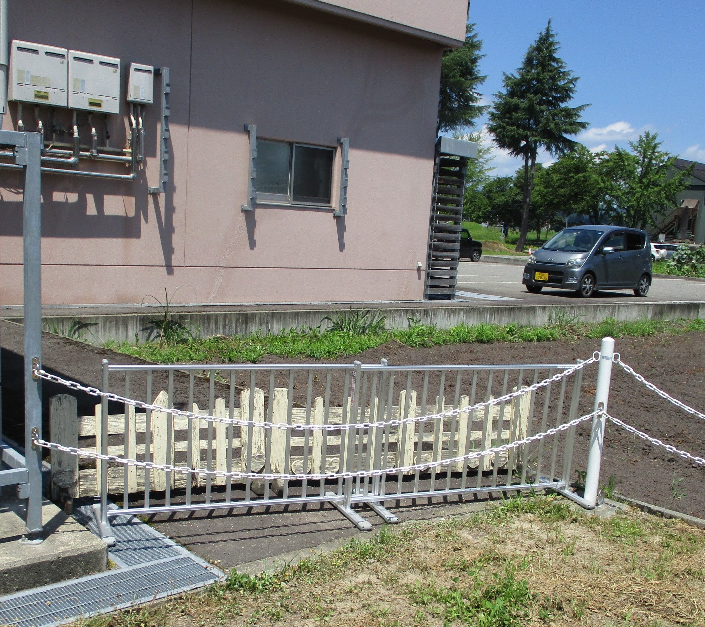 保育施設に設置された安全柵