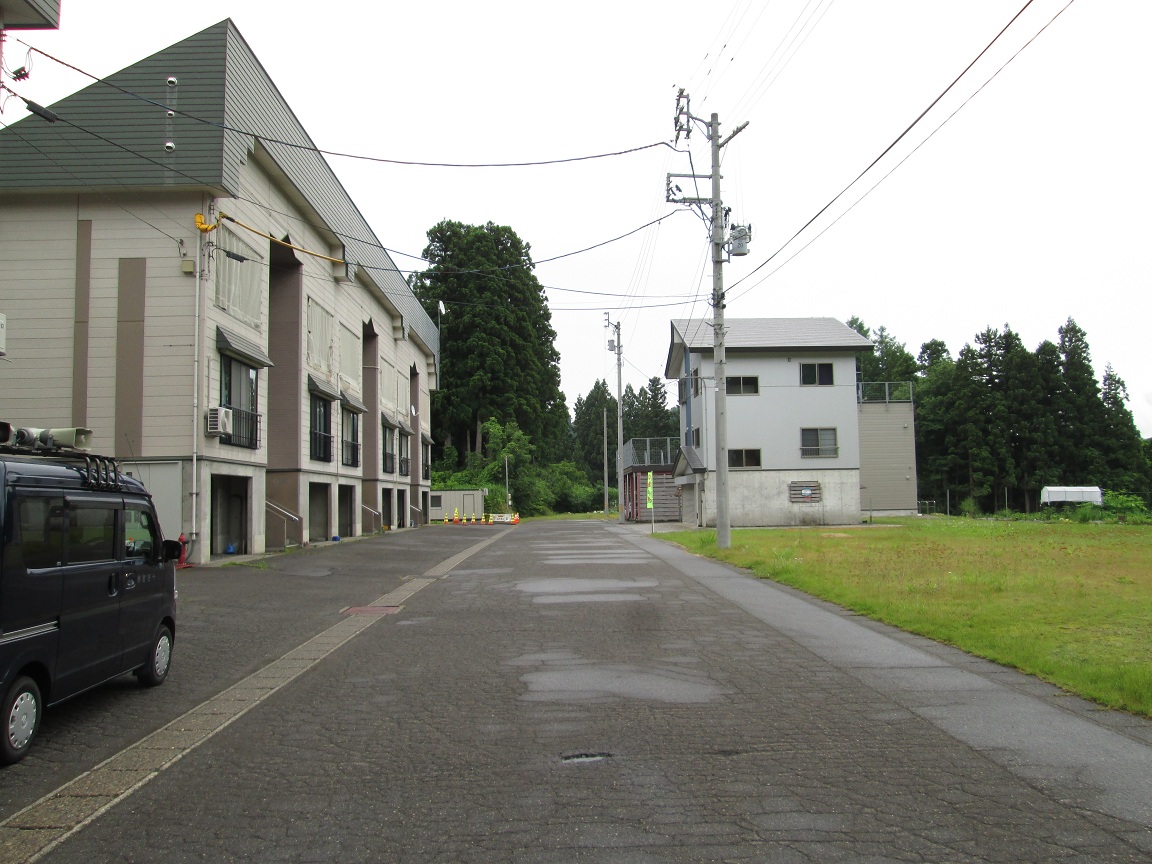 分譲地を西側から撮影した写真